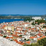 Gorgeous Apartment In Vodice Apartamento Vodice